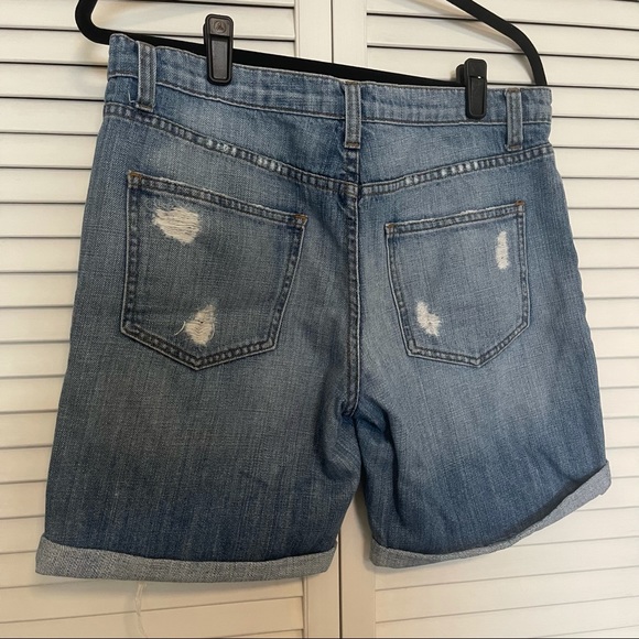 LF Era of Chaos distressed jean shorts - Picture 16 of 16